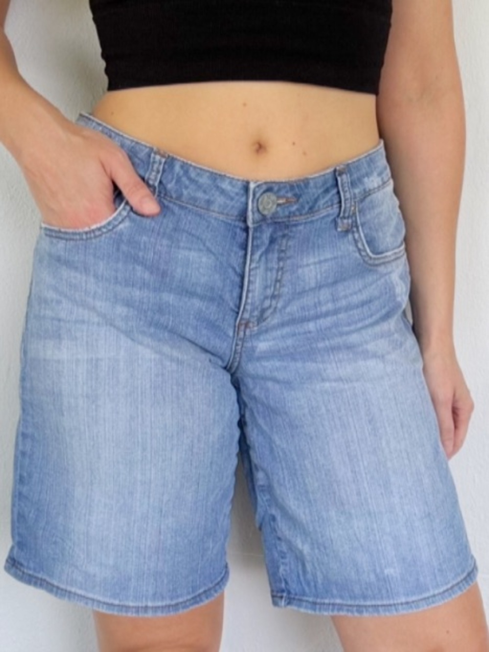 Kut from the Kloth light wash loose fit mid rise jean shorts size 8